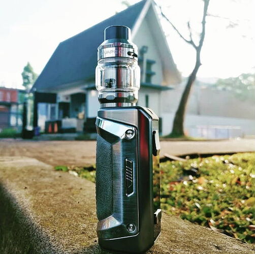 geekvape-aegis-solo-2-kit